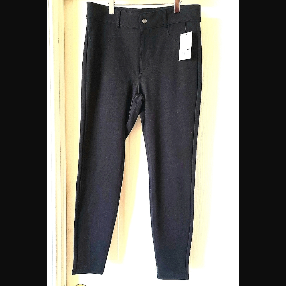 Eddie Bauer stretch legging pants